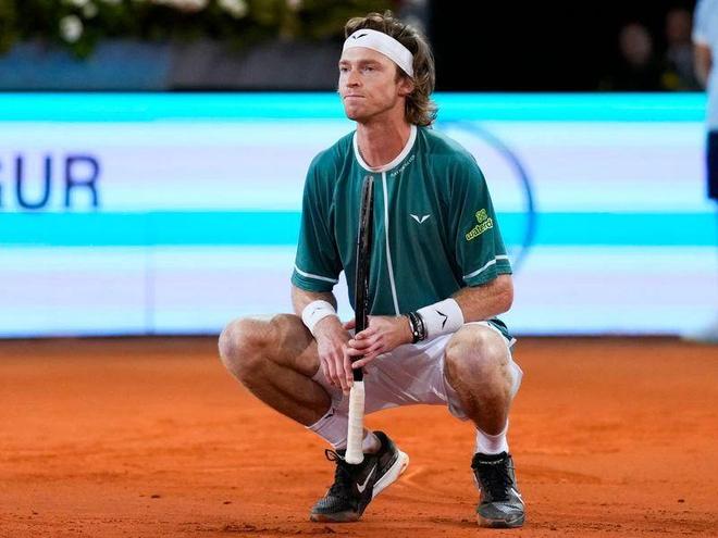 以推动体育 以推动体育